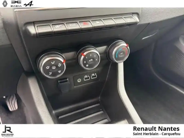 Renault Clio 1.0 tce 90ch evolution — photo 4