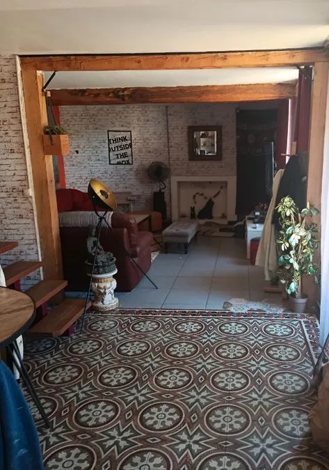 Photo 3