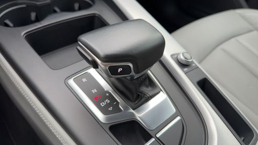 Audi A4 Avant 40 2.0 TDi Mild hybrid S Tronic7 204 Quattro - Avus – 2021 – 140273 km – Hybride diesel – Boîte Automatique — photo 14