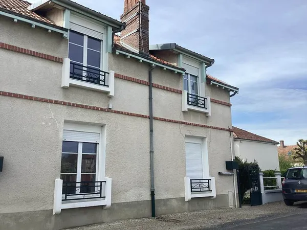 Petite maison ancienne à rafraîchir