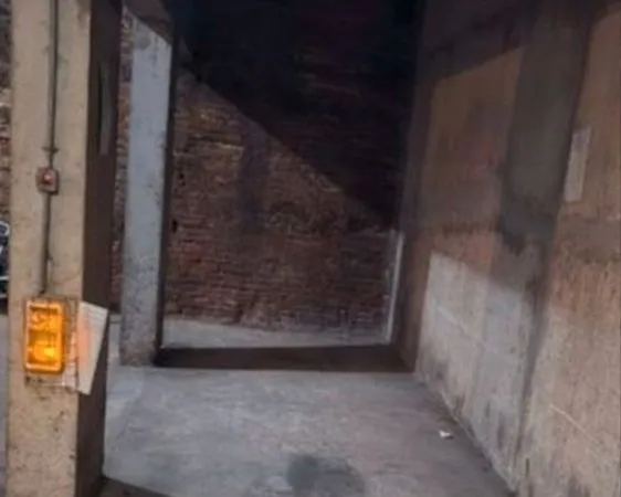 Location parking moto