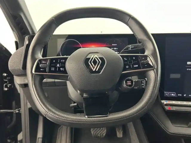Renault Megane e-tech ev60 220 ch super charge — photo 24