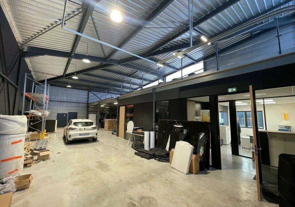 Photo 1