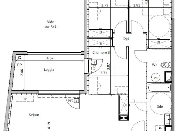 Appartement T4 (3 chambres + Terrasse)
