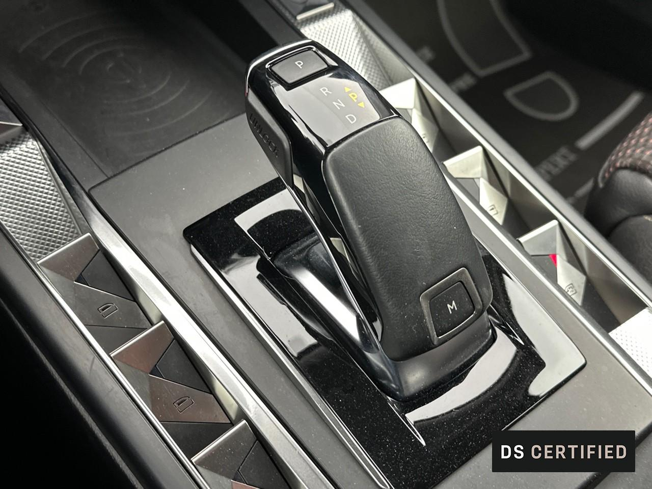 Ds Ds 3 crossback puretech 130 eat8 performance line+ — photo 37