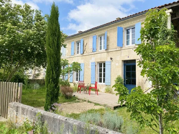 Vends maison familiale en pierre rénovée