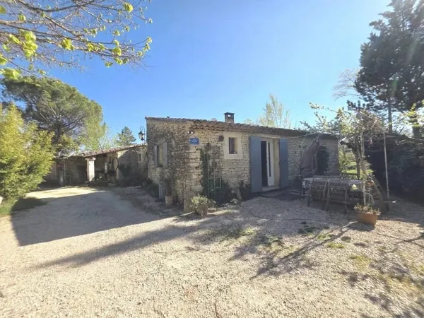 Maison de plain-pied 7 pièces 150 m²