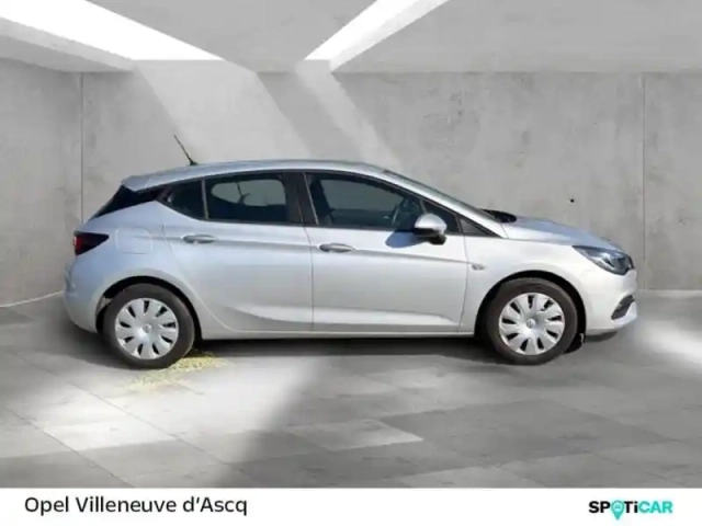Opel Astra 1.2 turbo  110ch — photo 4