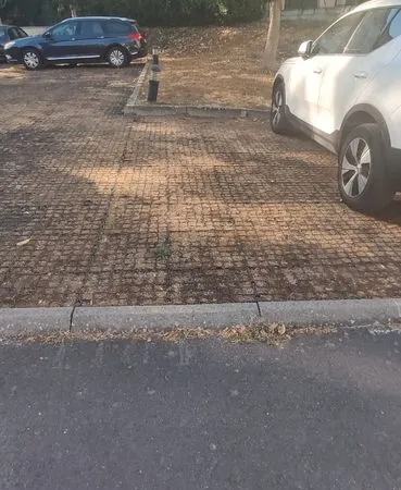 Stationnement Location Corbeil-Essonnes   65€