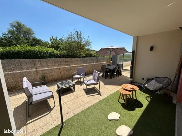 Appartement 2 pièces avec terrasse et parking