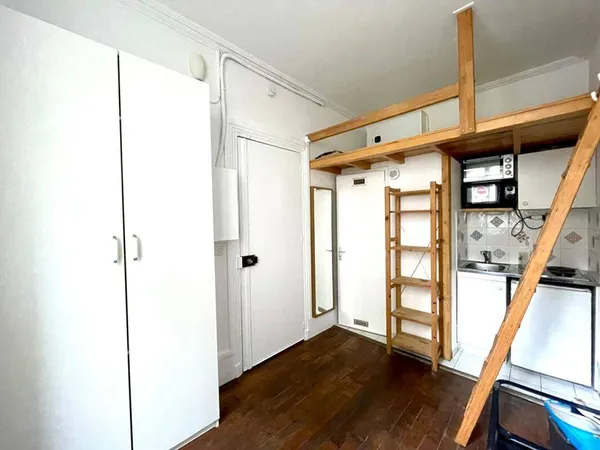 Appartement 1 pièce 9 m²