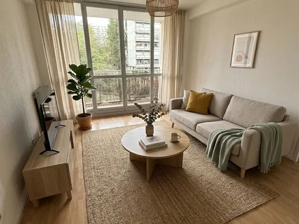 2 pièces, 50 m², lumineux avec balcon + place parking + cave - Quartier Tête d'Or - Tonkin