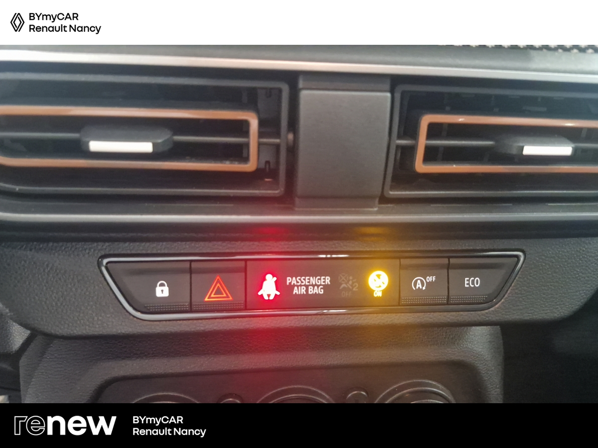 Dacia Sandero TCe 90 — photo 20