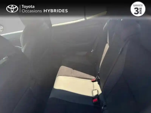 Toyota Yaris cross 116h gr sport my22 — photo 12