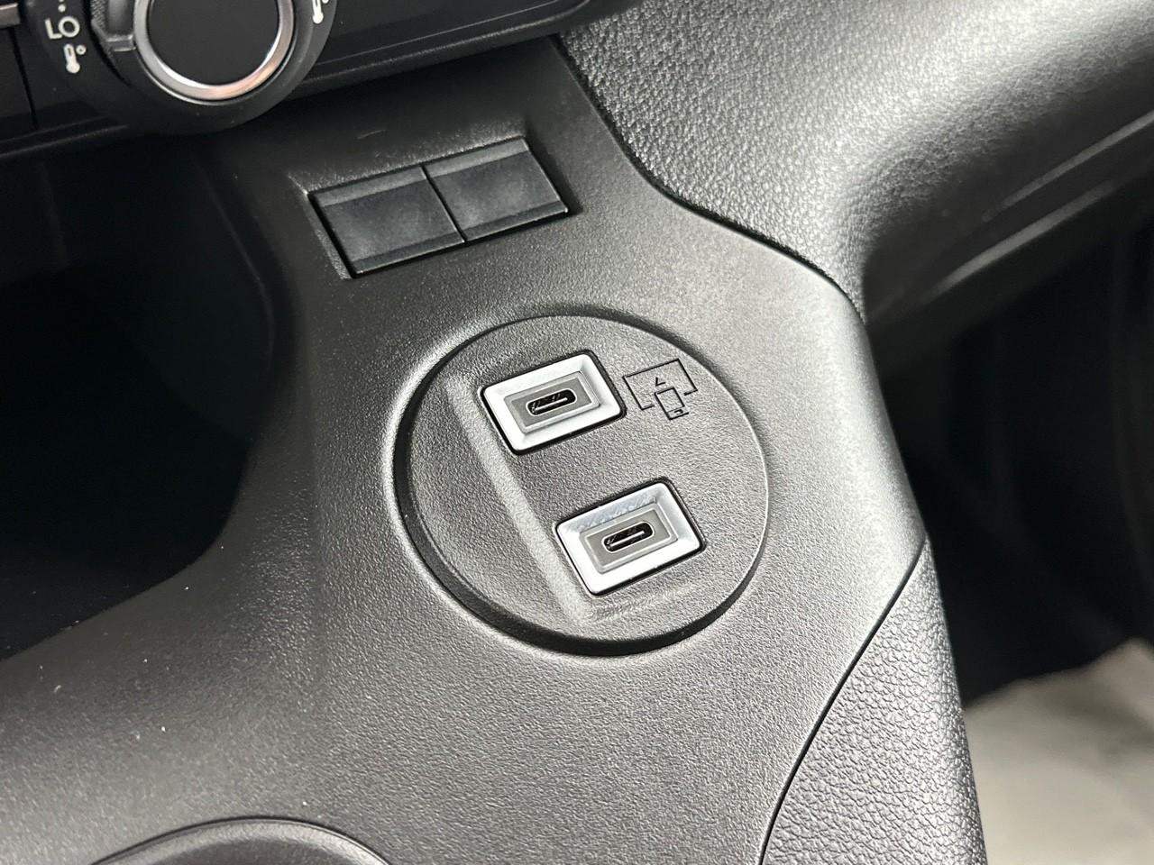 Citroën Berlingo van m diesel 100 ch manuelle — photo 31