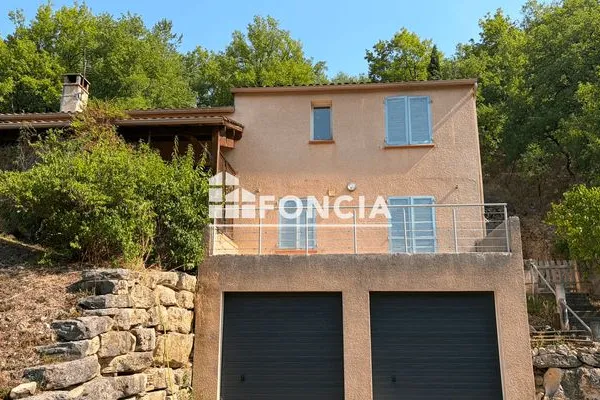 Maison 5 pièces 135 m²