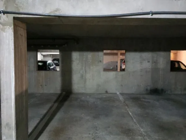 Place parking secteur Jean Macé/ Saxe Gambetta