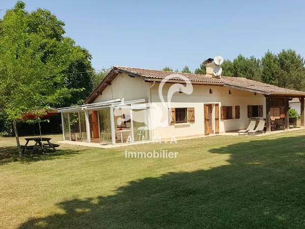 BELIN BELIET, à 5mn du bourg, maison 3ch, et garage sur 2000