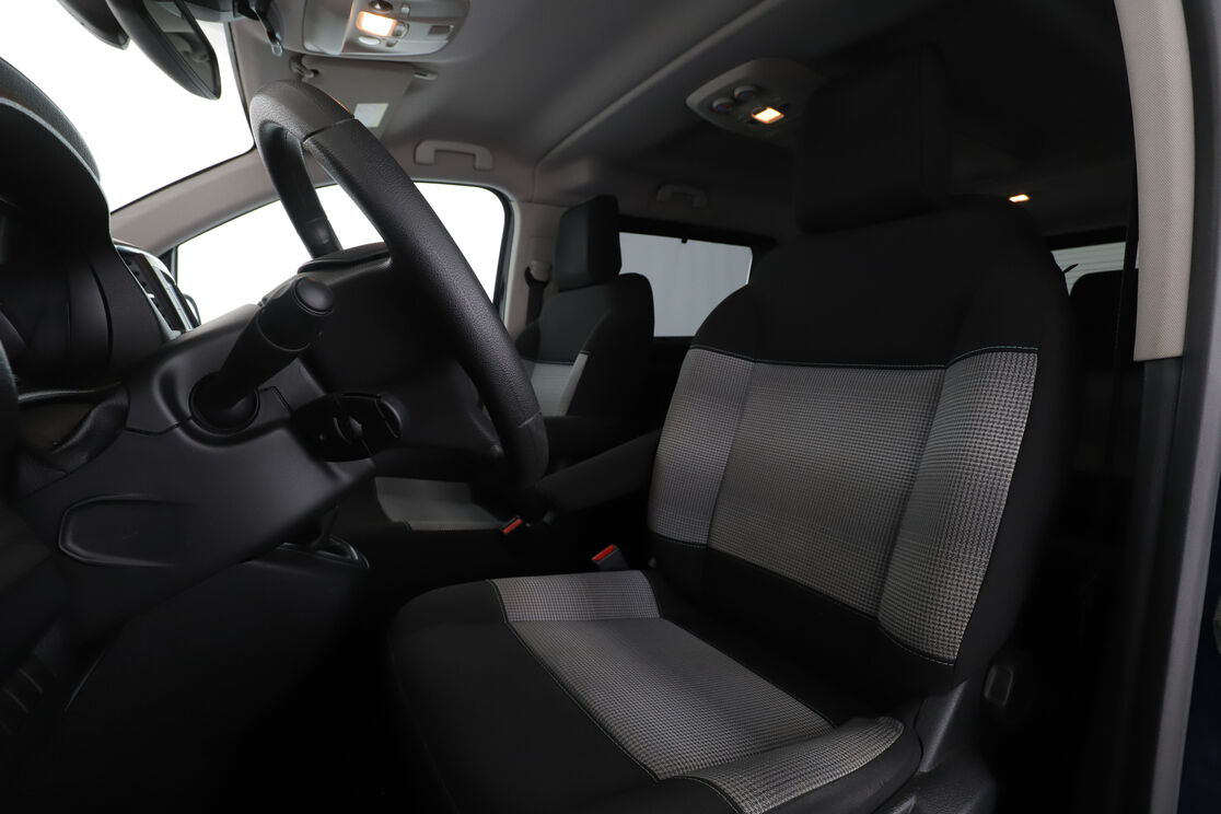 Citroen Spacetourer Taille M 1.6 Blue-HDi Feel BV6 — photo 9