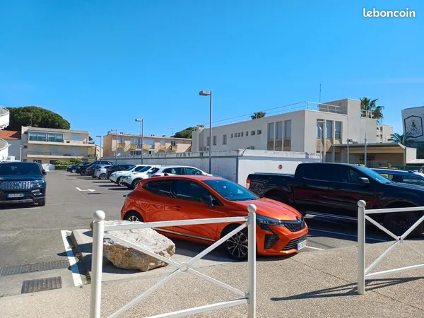 Emplacement de stationnement