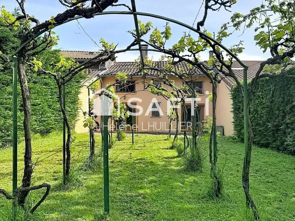 Maison 5 pièces 150 m²