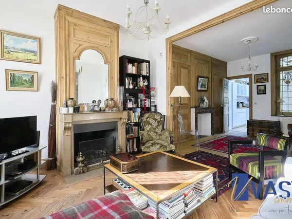 Maison 5 pièces 156 m²