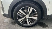 Peugeot 3008 HYBRID 225ch GT Pack e-EAT8 — photo 29