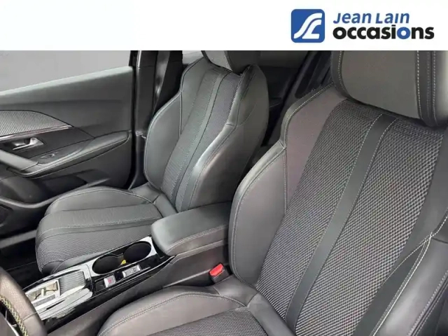 Peugeot 2008 puretech 130 s&amp;s eat8 — photo 20