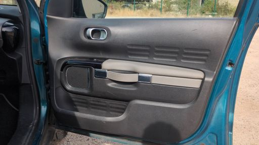 Citroen C4 Cactus 1.5 BlueHDi 100 - Shine Business – 2019 – 148046 km – Diesel – Boîte Manuelle — photo 31
