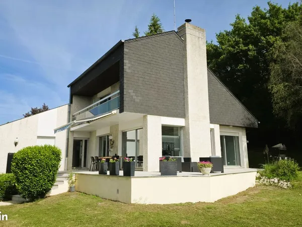 Maison d'architecte 208 m² - Vue panoramique - Espace indépendant