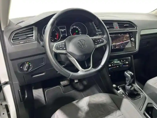 Volkswagen Tiguan business 2.0 tdi 150ch dsg7 life — photo 9