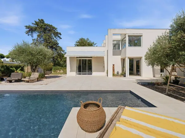 Maison 5 pièces 160 m²