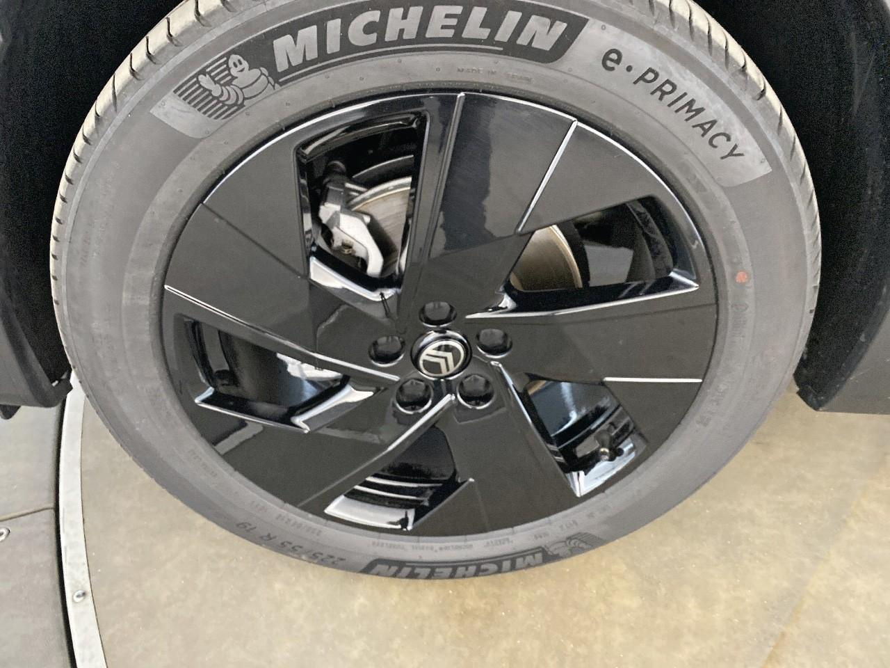 Citroën C5 Aircross hybride 145 ch e-dcs6 max — photo 11