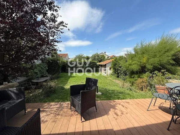 Maison 6 pièces 105 m²