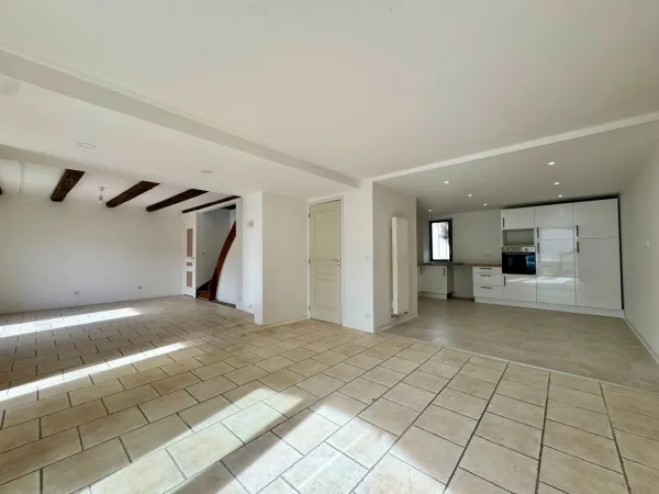 Maison de village de caractère à XERMAMENIL 54300 - Lumineuse, rénovée et aux beaux volumes