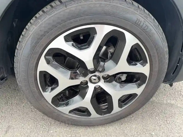 Renault Captur tce 150 fap edc — photo 13