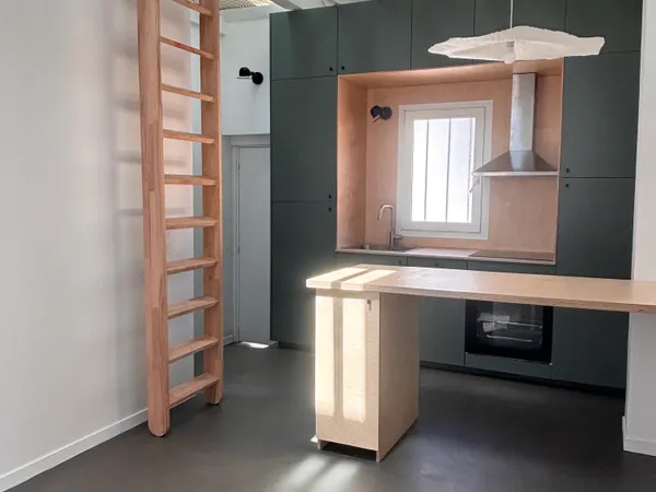 Bas Montreuil République - 2 p 33m² habitables - 29m² LC - Refait à neuf par architecte - clim - tou