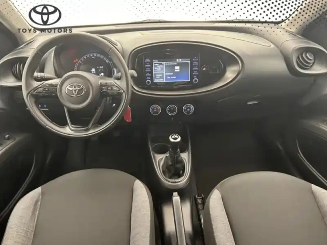 Toyota Aygo 1.0 vvt-i 72 dynamic — photo 11