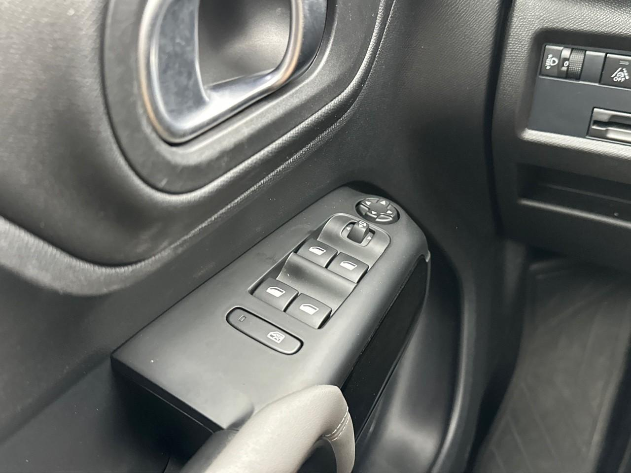 Citroën C5 Aircross hybride rechargeable 225 s&s e-eat8 feel — photo 15