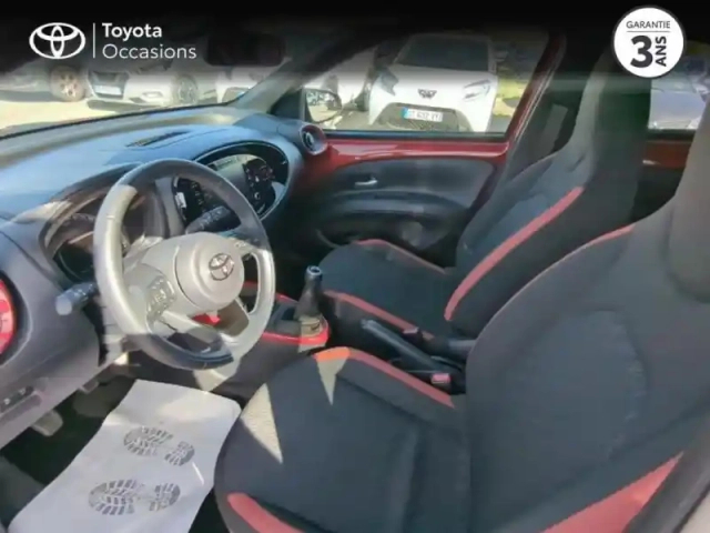 Toyota Aygo X 1.0 vvt-i 72ch design my23 — photo 11