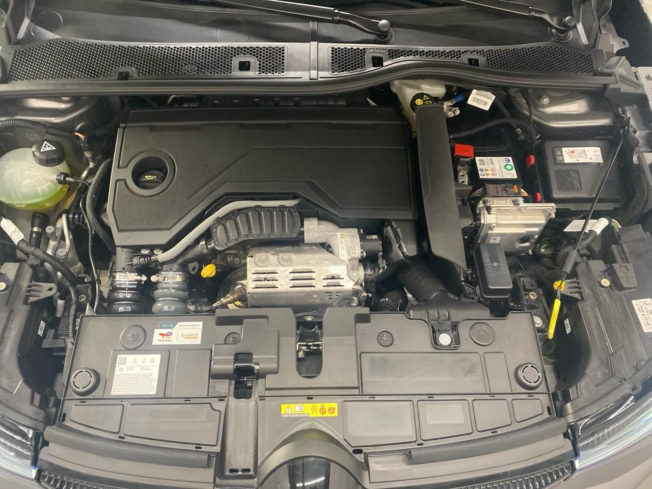 Citroën C4 X hybride 145 ch e-dcs6 plus — photo 15