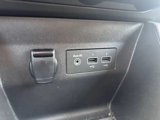 Renault Clio sce 75 — photo 25
