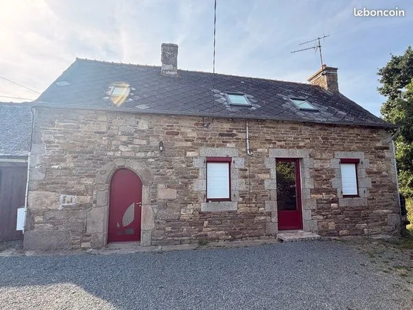 Maison en pierre rénovée - dépendances - 1,3ha