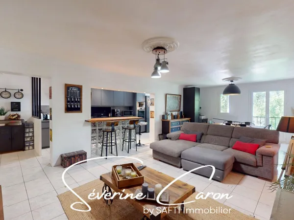 Appartement 122 m² lumineux au coeur de Brignoles