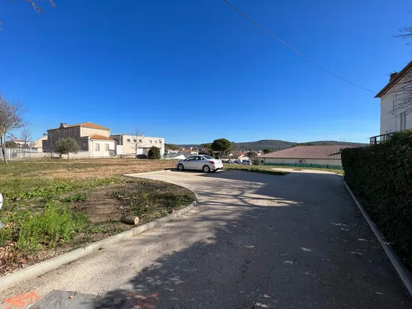 Terrain 480 m²