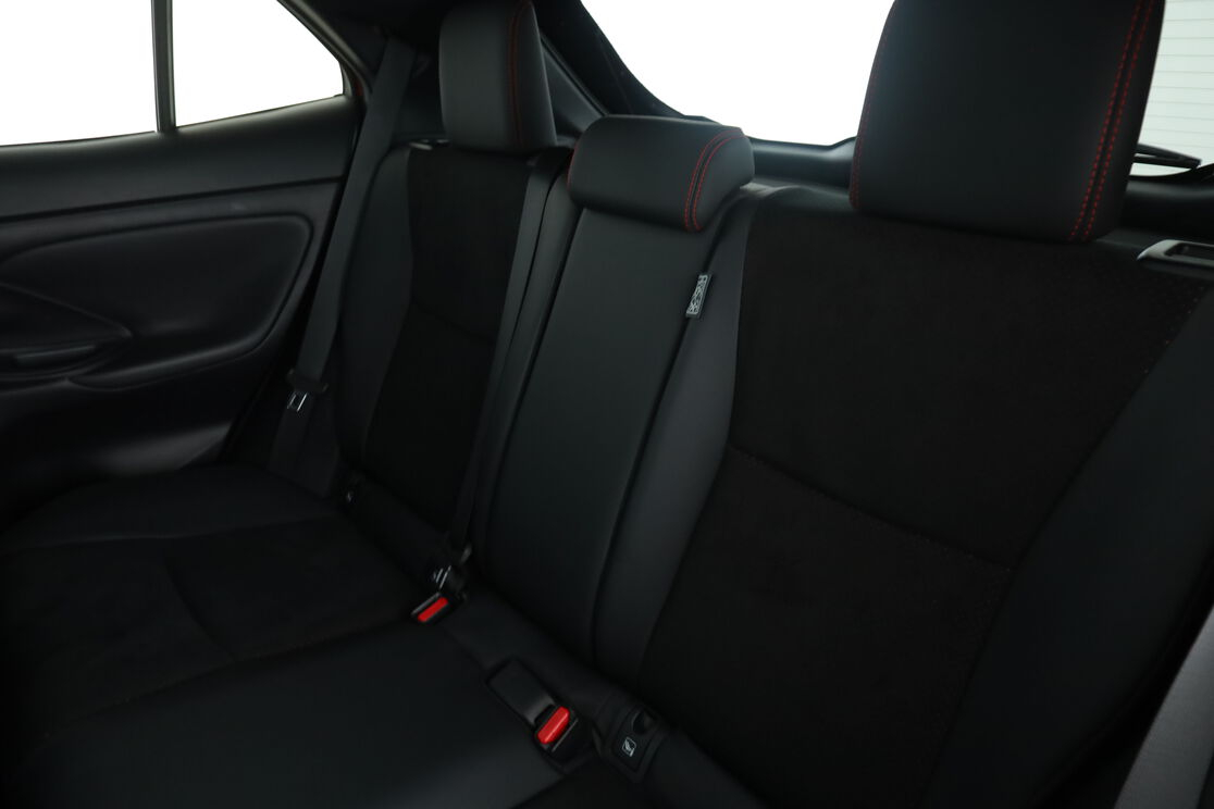 Toyota Yaris Cross 1.5 Hybride 2WD GR Sport — photo 13