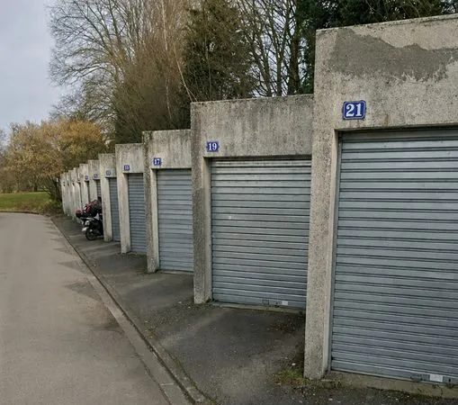 Garage à louer - Saint Quentin