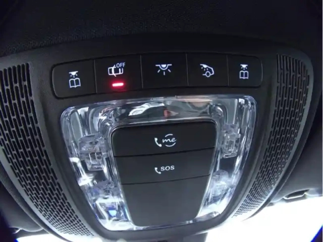 Mercedes Classe A 200 amg line — photo 22