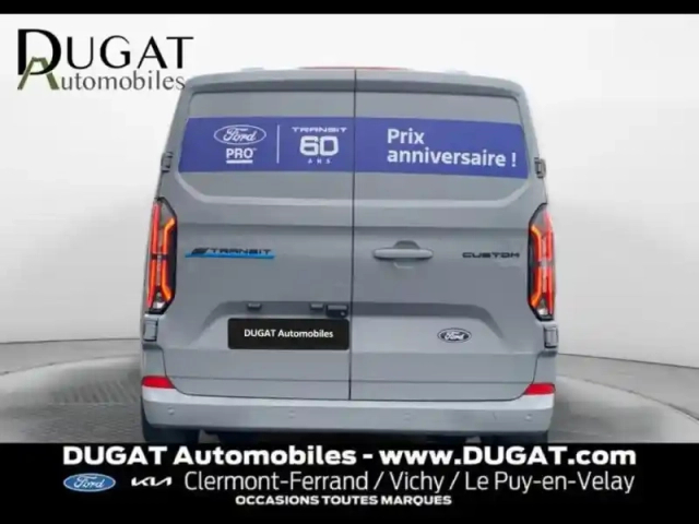 Ford Custom transit  fg 320 l1h1 electrique 160 kw 218ch batterie 64 kwh limited — photo 4