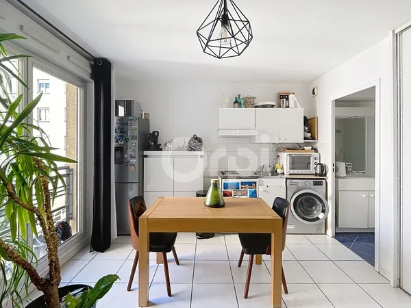 Studio 1 pièce 25 m²